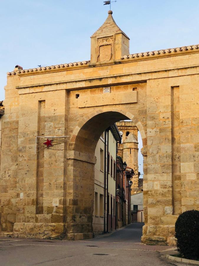 Apartamentos Ribera del Duero Las Escuelas Vadocondes Exterior foto